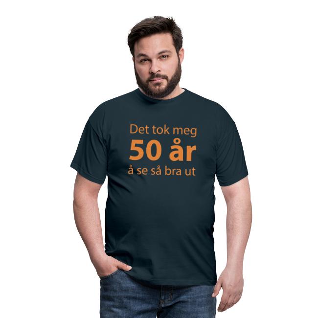 gave til 50-åring t-skjorte